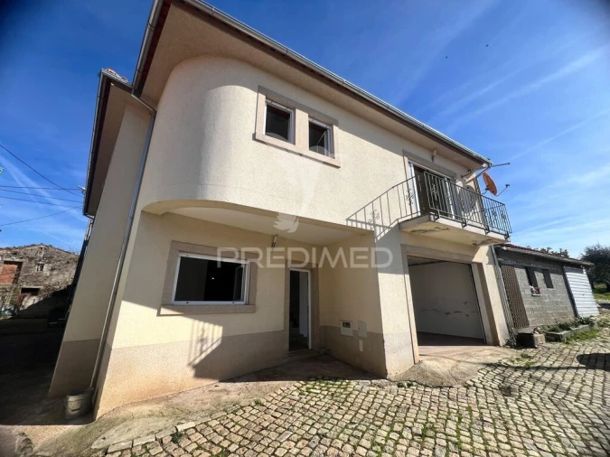 Moradia T3 para Venda em Ala e Vilarinho do Monte