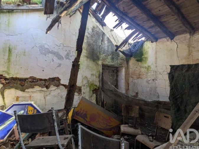 Moradia T1 para Venda em Fronteira Foto 3