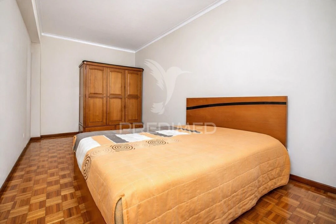Apartamento T3 para Venda em Ferreiros e Gondizalves Foto 18