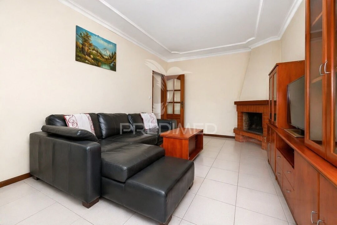 Apartamento T3 para Venda em Ferreiros e Gondizalves Foto 11