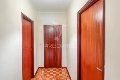 Apartamento T3 para Venda em Ferreiros e Gondizalves
