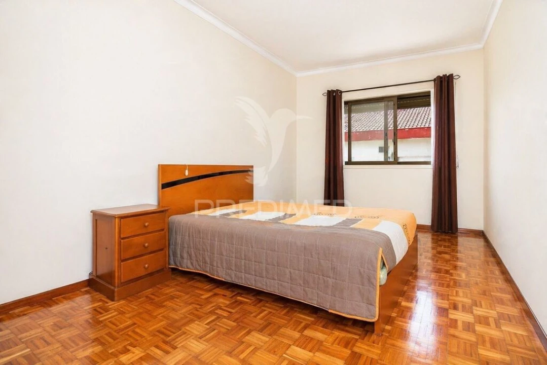 Apartamento T3 para Venda em Ferreiros e Gondizalves Foto 17