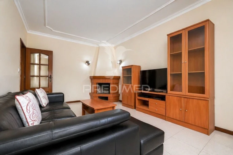 Apartamento T3 para Venda em Ferreiros e Gondizalves Foto 12