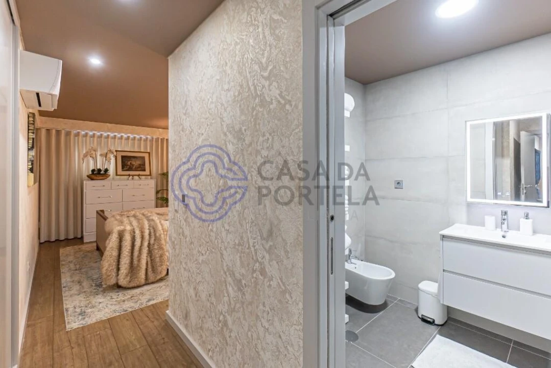 Apartamento T2 para Venda em Cedofeita, Santo Ildefonso, Sé, Miragaia, São Nicolau e Vitória Foto 17