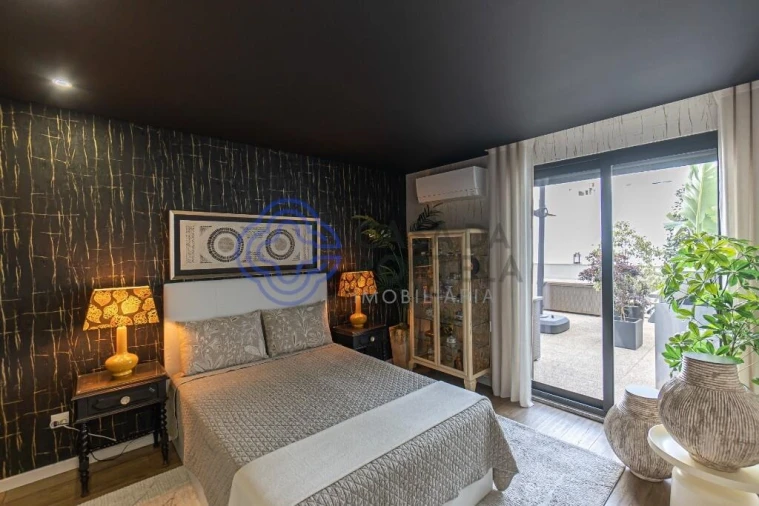 Apartamento T2 para Venda em Cedofeita, Santo Ildefonso, Sé, Miragaia, São Nicolau e Vitória Foto 4