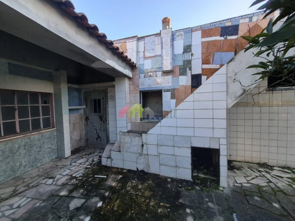 Moradia T3 para Venda em Quinta do Anjo Foto 14