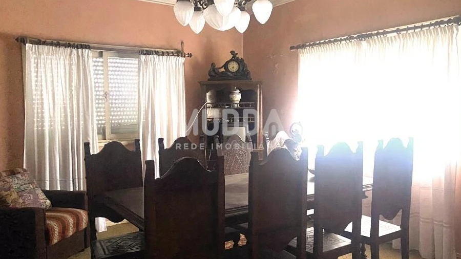 Moradia T5 para Venda em Maceda