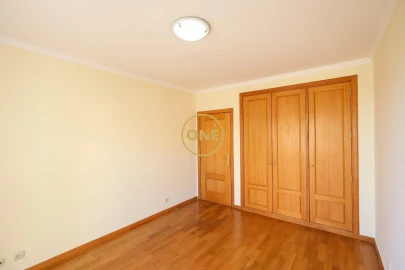 Apartamento T1 para Venda em São Martinho