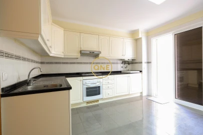 Apartamento T1 para Venda em São Martinho