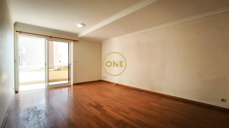 Apartamento T1 para Venda em São Martinho Foto 8