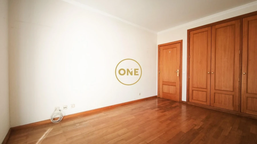 Apartamento T1 para Venda em São Martinho Foto 16