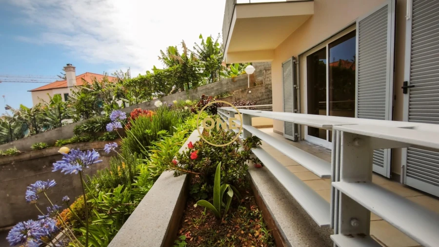 Apartamento T1 para Venda em São Martinho Foto 23