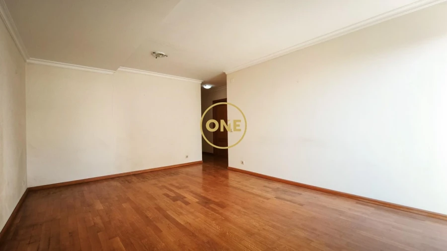 Apartamento T1 para Venda em São Martinho Foto 10