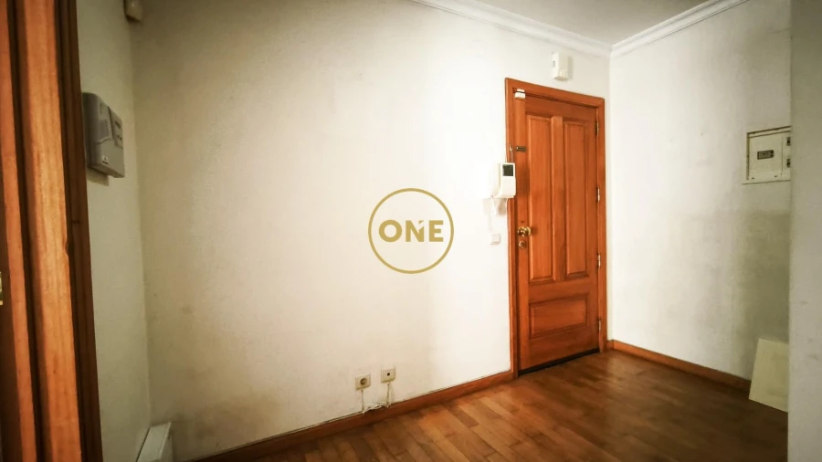 Apartamento T1 para Venda em São Martinho Foto 24