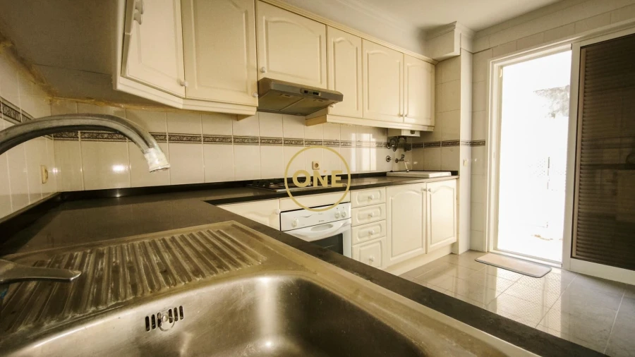 Apartamento T1 para Venda em São Martinho Foto 11