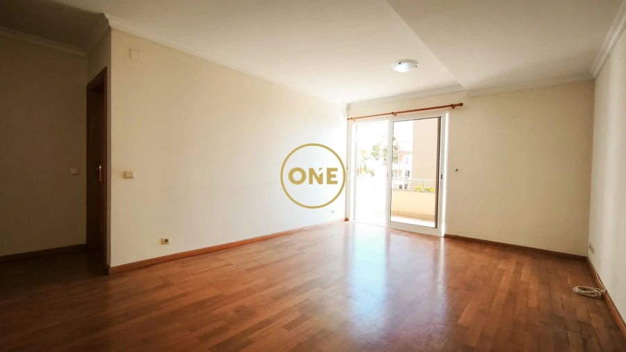 Apartamento T1 para Venda em São Martinho Foto 7