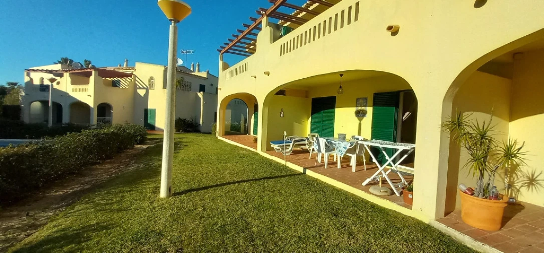 Apartamento T2 para Venda em Porches Foto 3