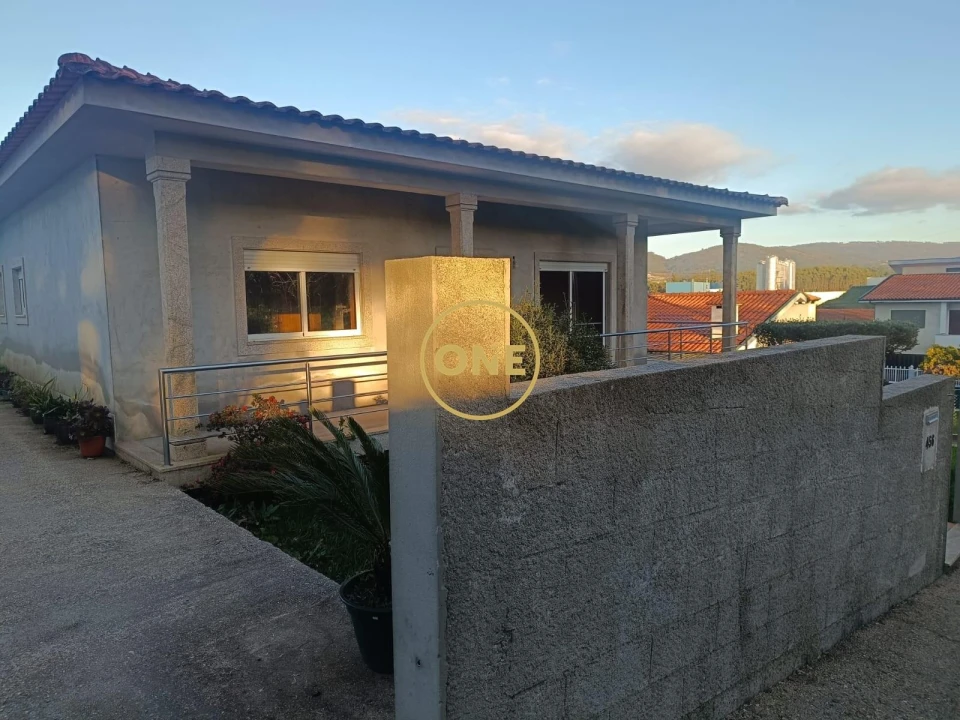 Moradia T3 para Venda em Santo Tirso, Couto (Santa Cristina e São Miguel) e Burgães Foto 17