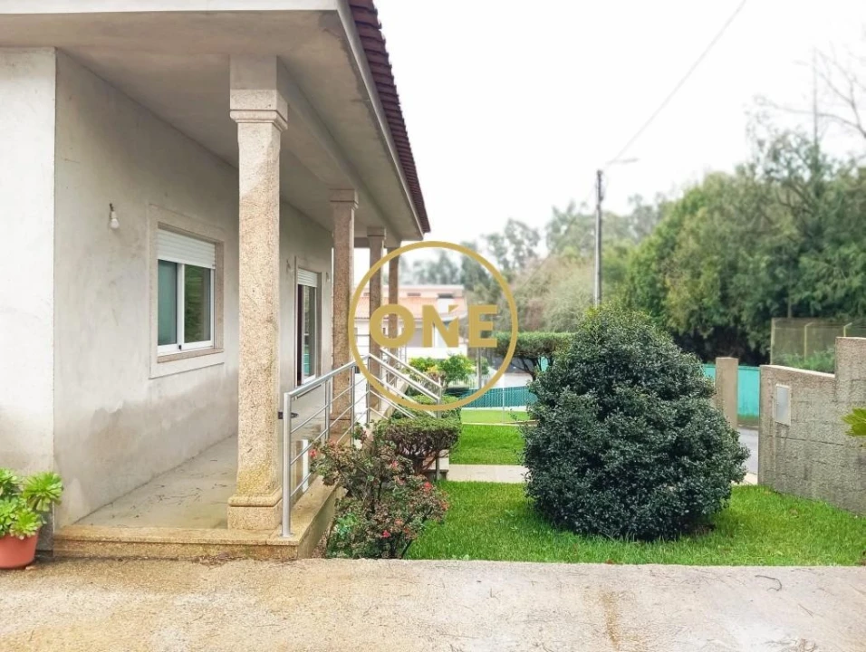 Moradia T3 para Venda em Santo Tirso, Couto (Santa Cristina e São Miguel) e Burgães Foto 4