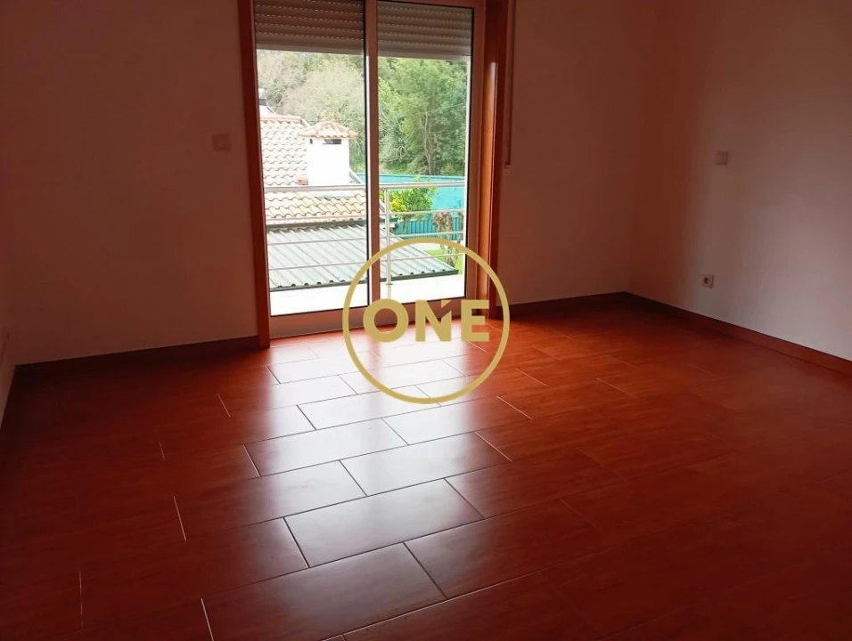 Moradia T3 para Venda em Santo Tirso, Couto (Santa Cristina e São Miguel) e Burgães Foto 5