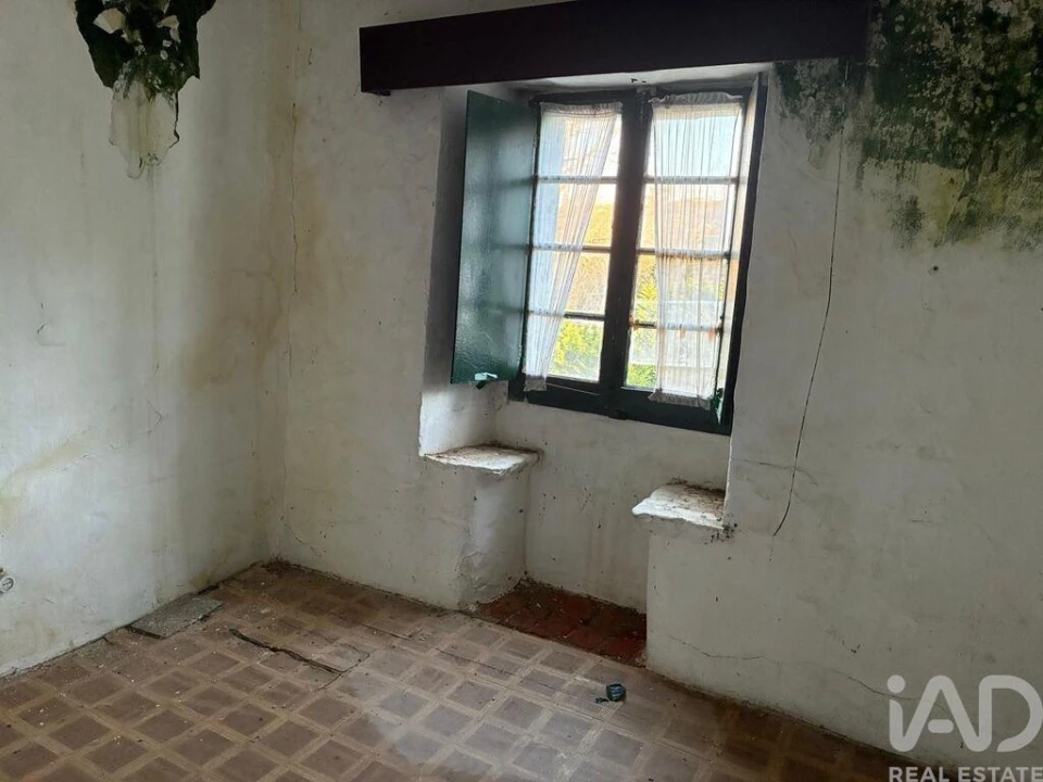 Prédio para Venda em Alenquer (Santo Estêvão e Triana) Foto 8