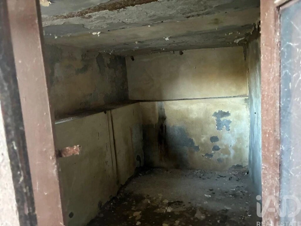 Prédio para Venda em Alenquer (Santo Estêvão e Triana) Foto 15