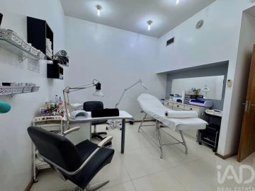 Loja para Venda em Mafamude e Vilar do Paraíso