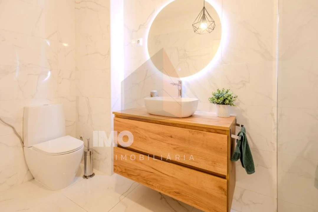 Apartamento T2 para Venda em Romeira e Várzea Foto 17