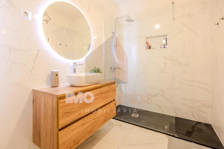 Apartamento T2 para Venda em Romeira e Várzea Foto 16