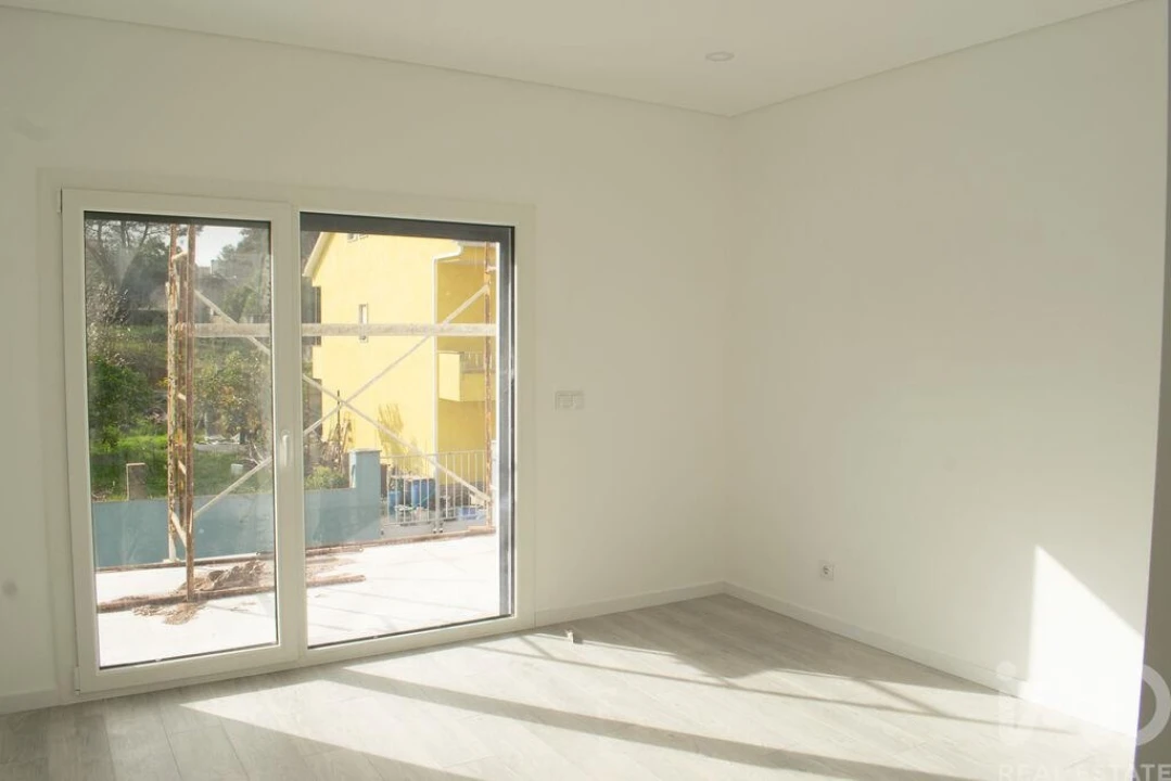 Moradia T3 para Venda em Amora Foto 12