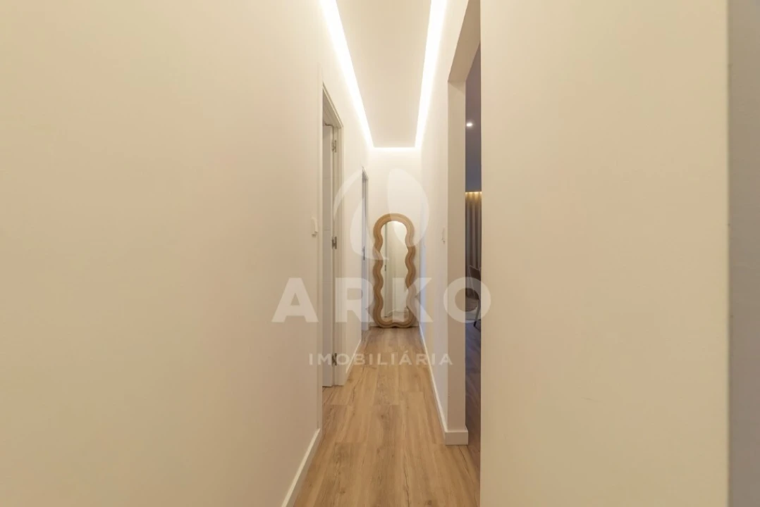 Moradia T2 para Venda em Pedrouços Foto 6