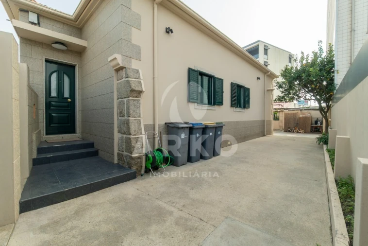 Moradia T2 para Venda em Pedrouços Foto 22