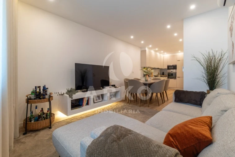 Moradia T2 para Venda em Pedrouços Foto 1