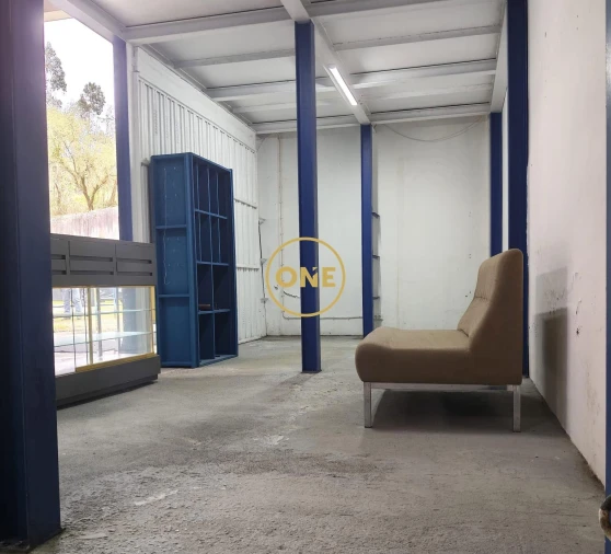 Armazém para Arrendamento em Venda do Pinheiro e Santo Estêvão das Galés Foto 11