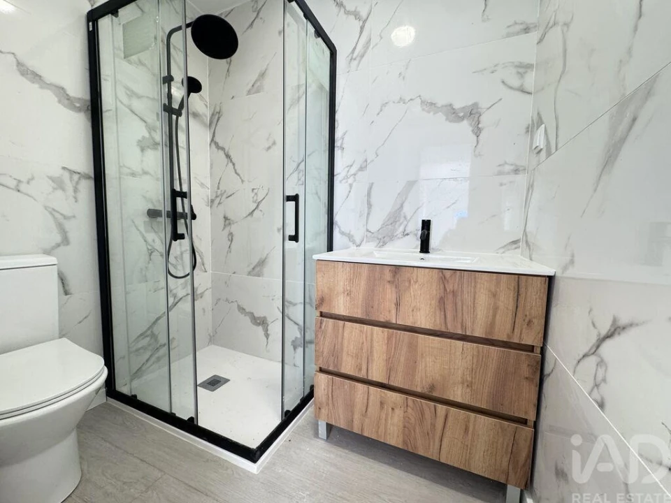 Moradia T3 para Venda em Ventosa Foto 13