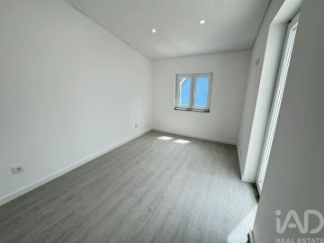 Moradia T3 para Venda em Ventosa