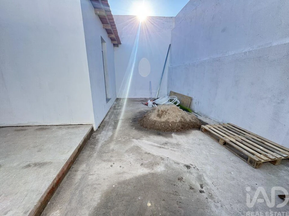 Moradia T3 para Venda em Ventosa Foto 6