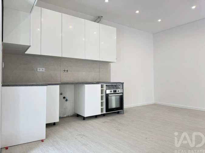 Moradia T3 para Venda em Ventosa Foto 7