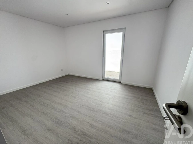 Moradia T3 para Venda em Ventosa Foto 10