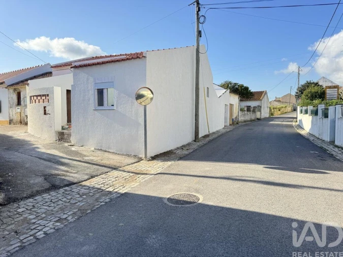 Moradia T3 para Venda em Ventosa Foto 3