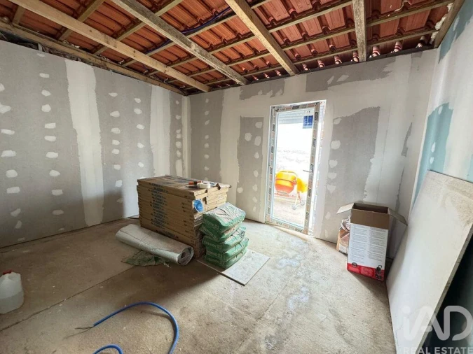 Moradia T3 para Venda em Ventosa Foto 25