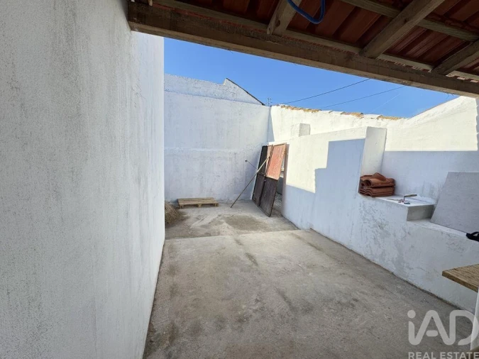 Moradia T3 para Venda em Ventosa Foto 13