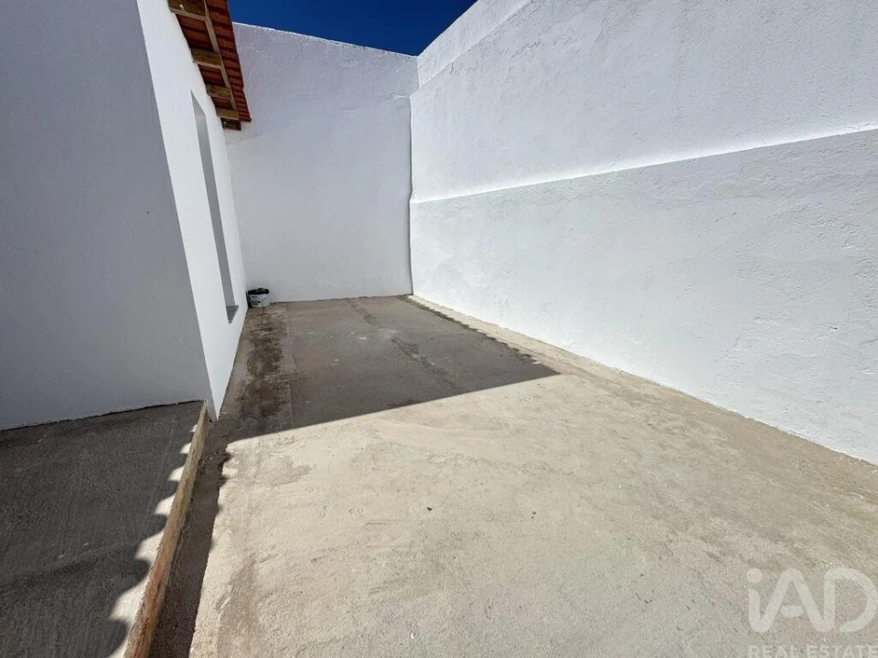 Moradia T3 para Venda em Ventosa Foto 16