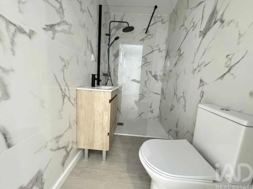 Moradia T3 para Venda em Ventosa Foto 11