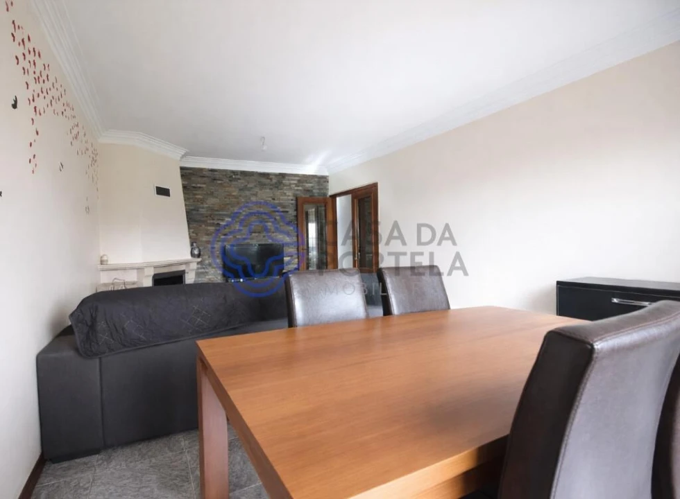 Apartamento T2 para Venda em Folgosa Foto 3