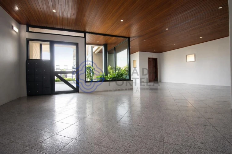 Apartamento T2 para Venda em Folgosa Foto 16