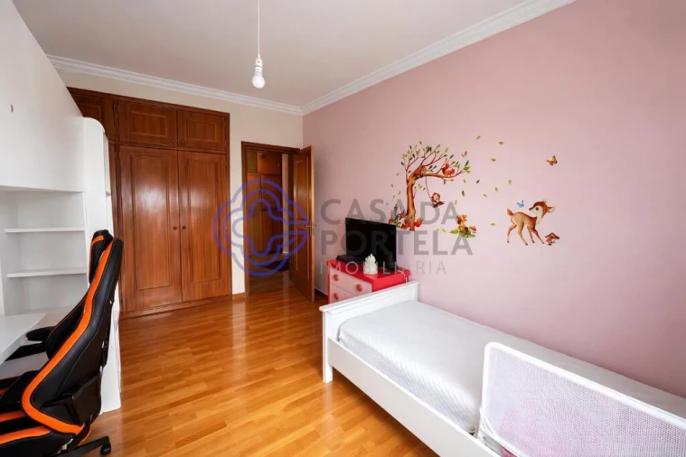 Apartamento T2 para Venda em Folgosa Foto 9