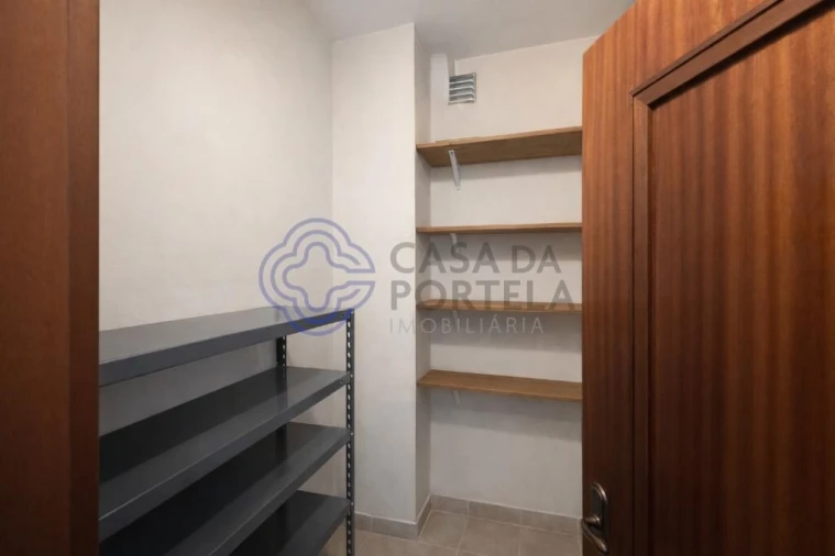 Apartamento T2 para Venda em Folgosa Foto 17