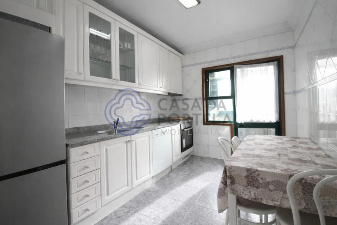 Apartamento T2 para Venda em Folgosa Foto 4