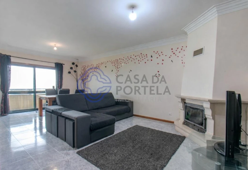 Apartamento T2 para Venda em Folgosa Foto 1